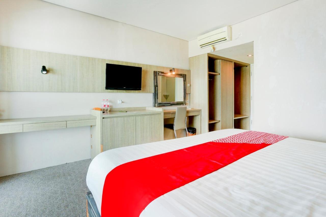 Hotel Collection O 90716 Grand Hills And Resto 3*