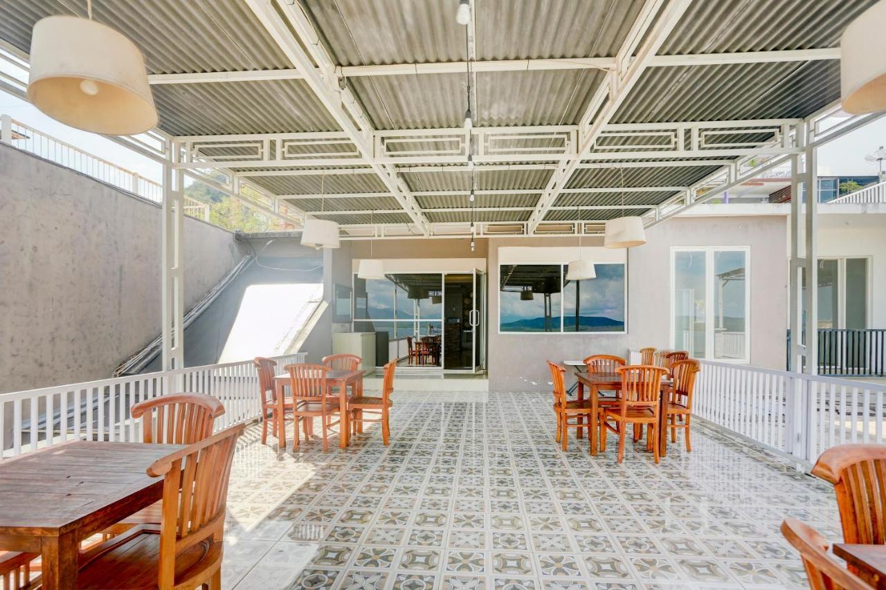 Hotel Collection O 90716 Grand Hills And Resto 3*